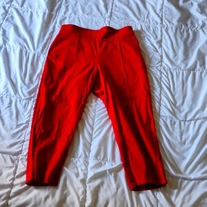 NwOT Laura Byrnes 2x (XL) red cropped trousers